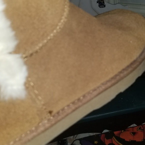 BOOTS - Picture 8 of 8